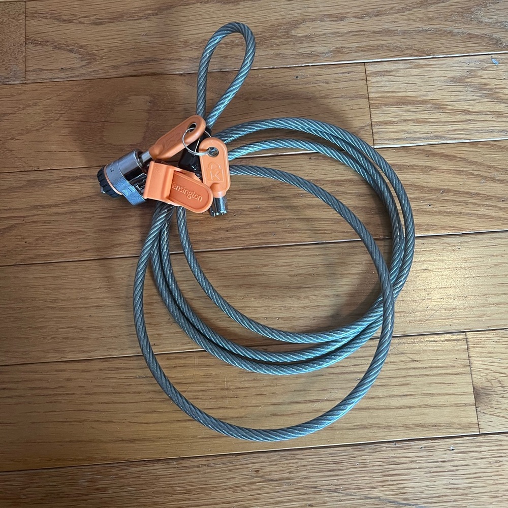 Kensington Orange & Gray MicroSaver Custom Keyed Laptop Lock